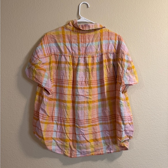 NWT American Eagle Outfitters Pink and Orange Button Down Shirt - Picture 3 of 3